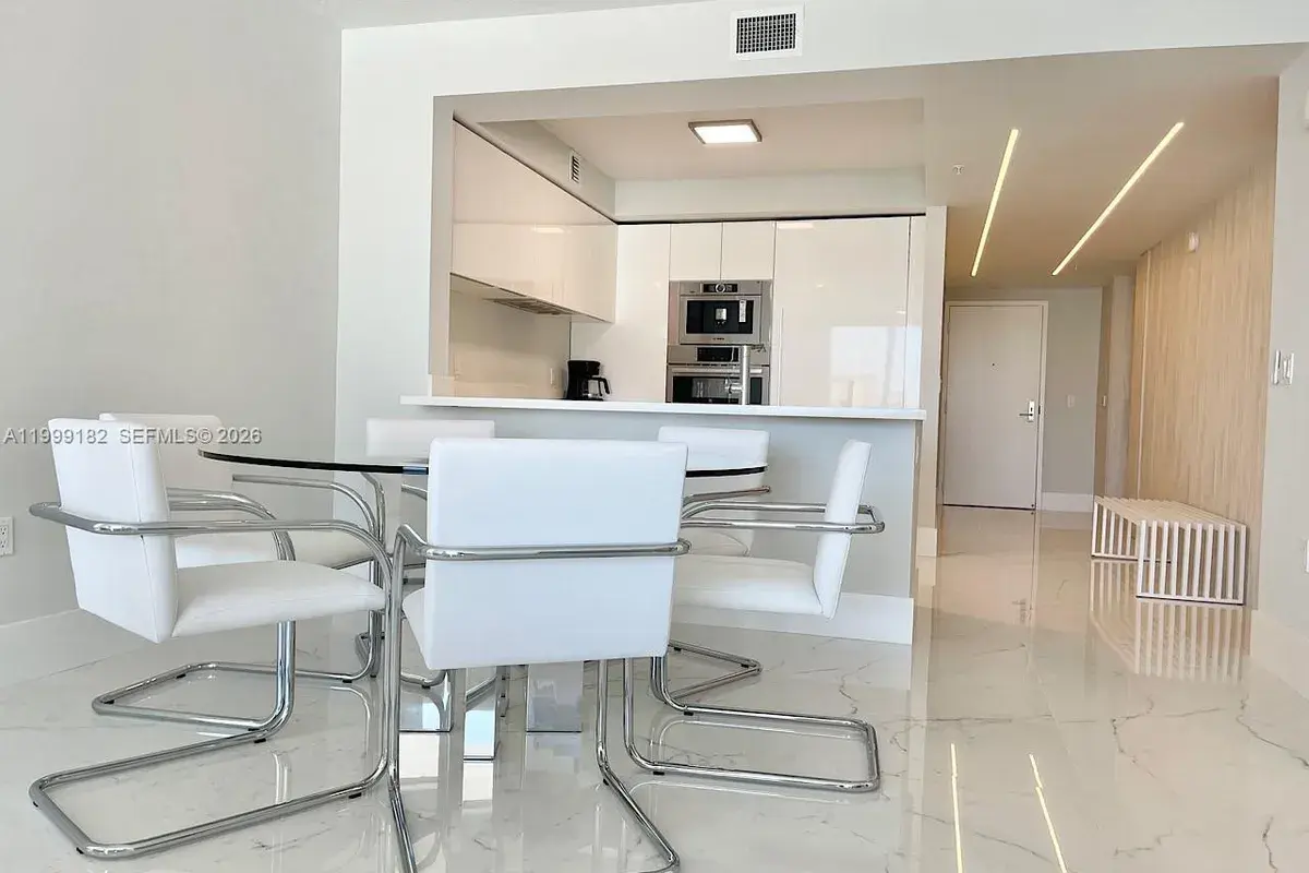 330 Sunny Isles Blvd # 905, Sunny Isles Beach FL 33160