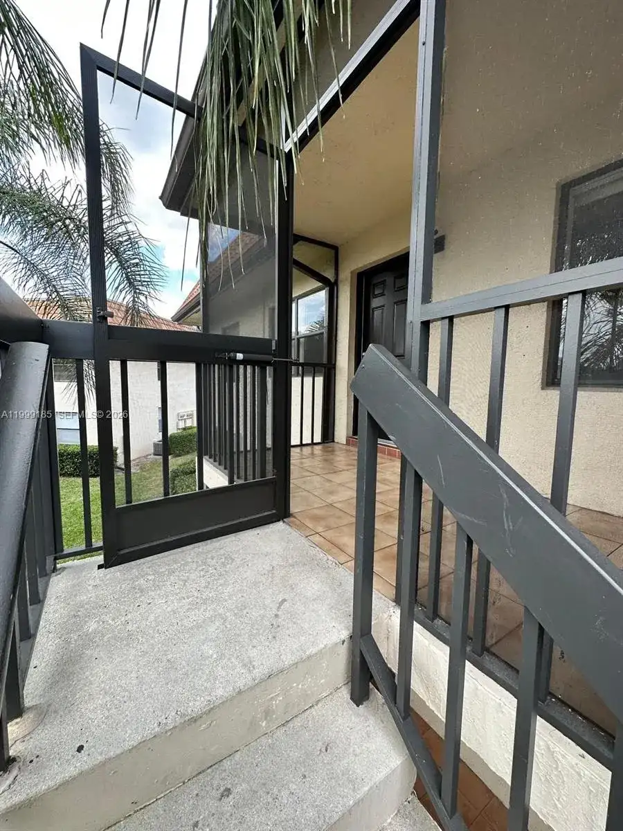 7137 Golf Colony Ct # 202, Lake Worth FL 33467 photo 2
