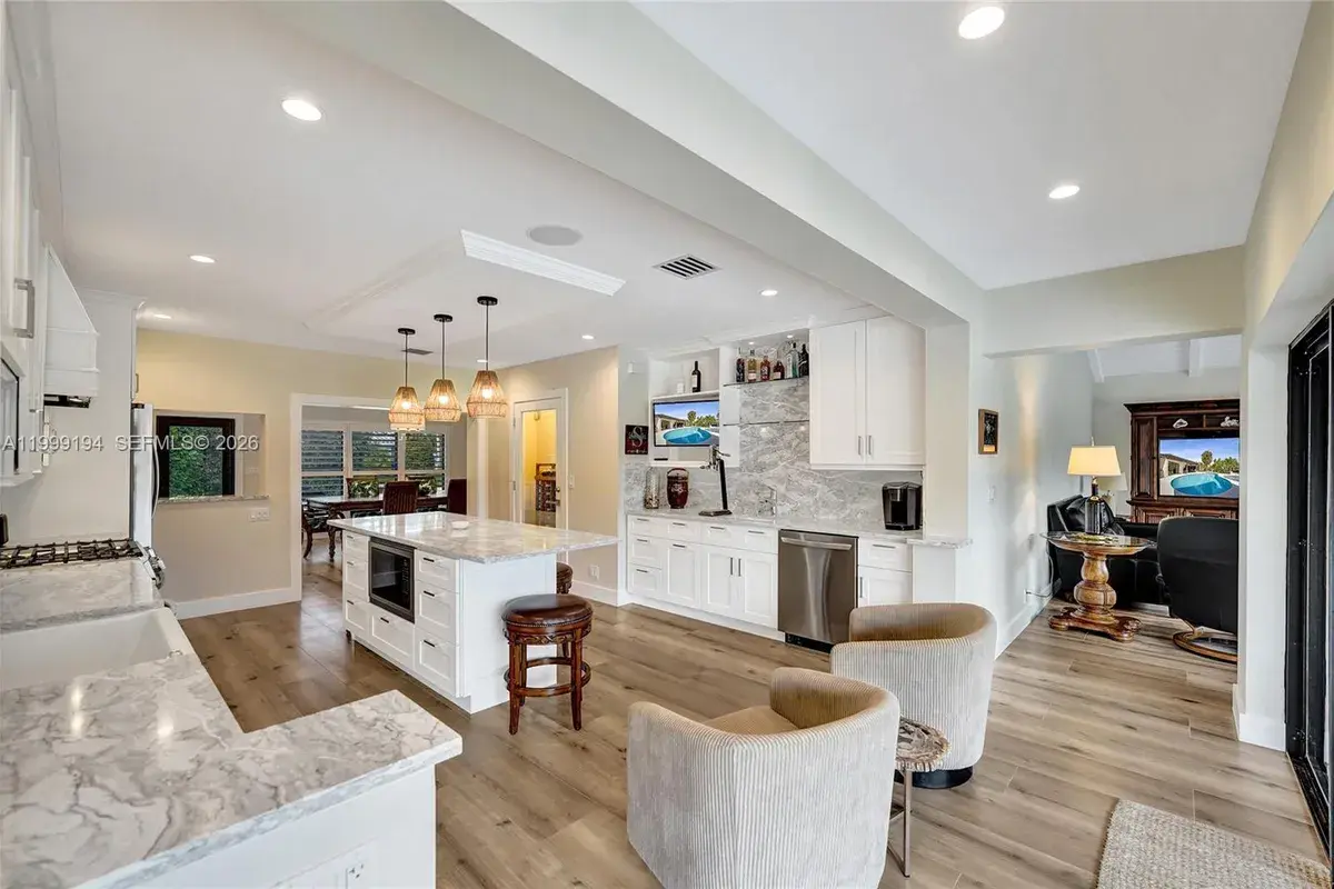 2832 NE 26th St, Fort Lauderdale FL 33305