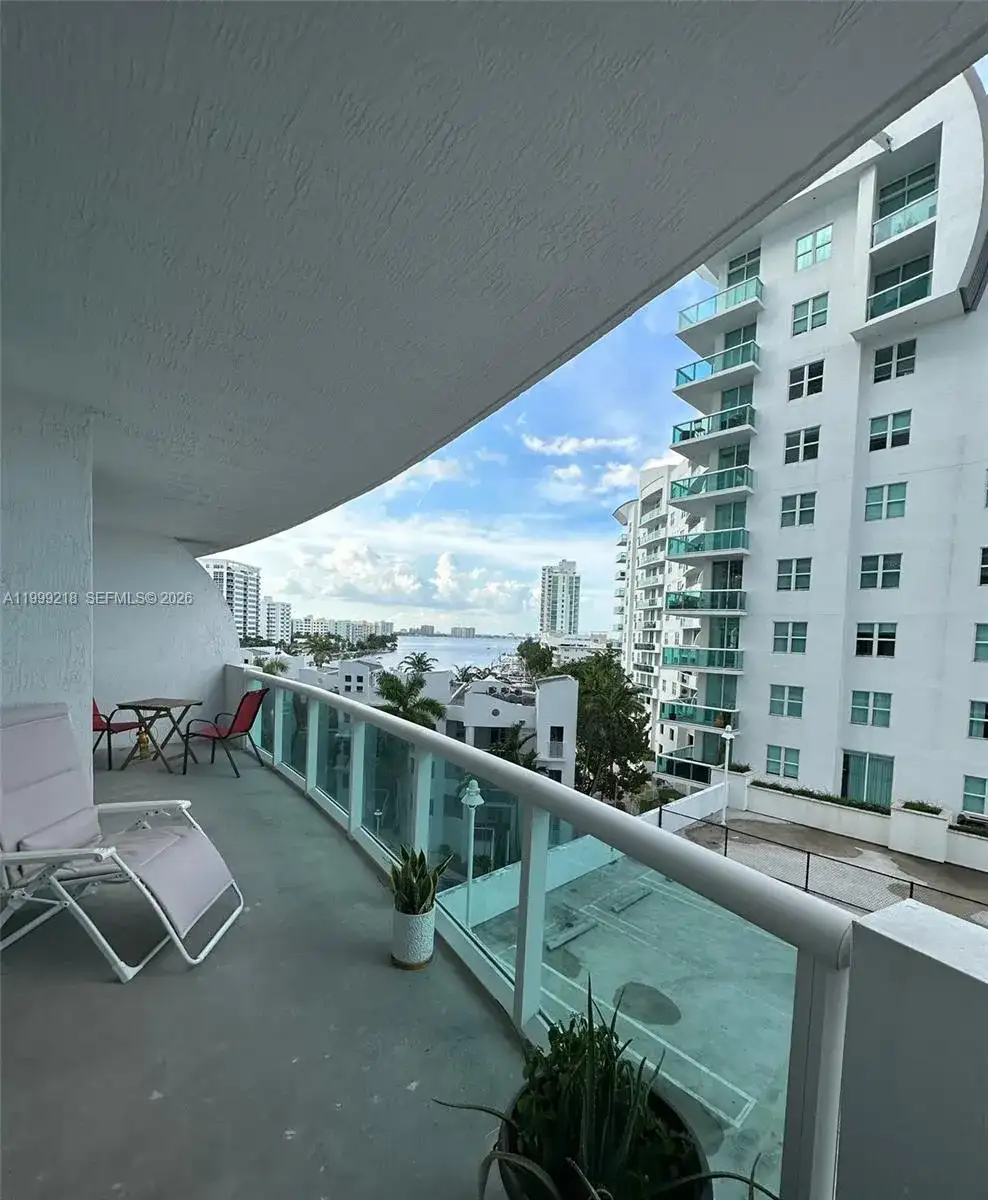 7900 Harbor Island Dr # 610, North Bay Village FL 33141 photo 5