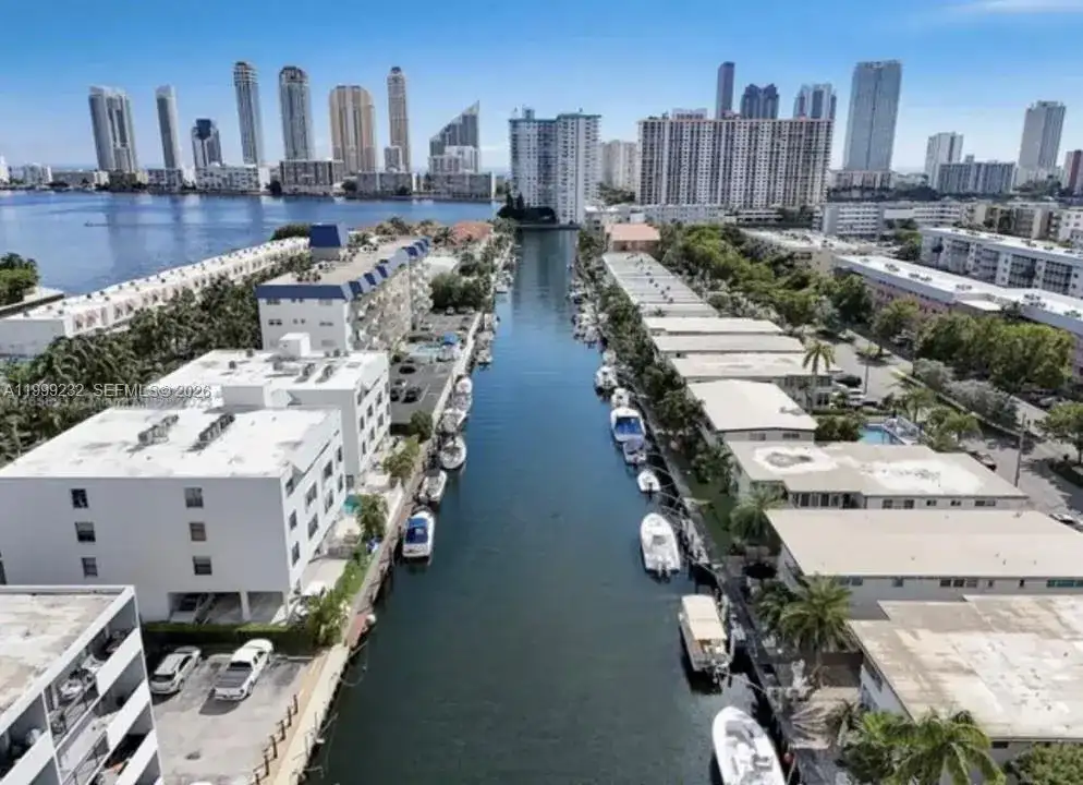 3681 NE 170th St # 4, North Miami Beach FL 33160 photo 2