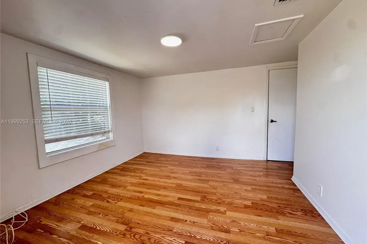 719 Glenn Pkwy # 2, Hollywood FL 33021