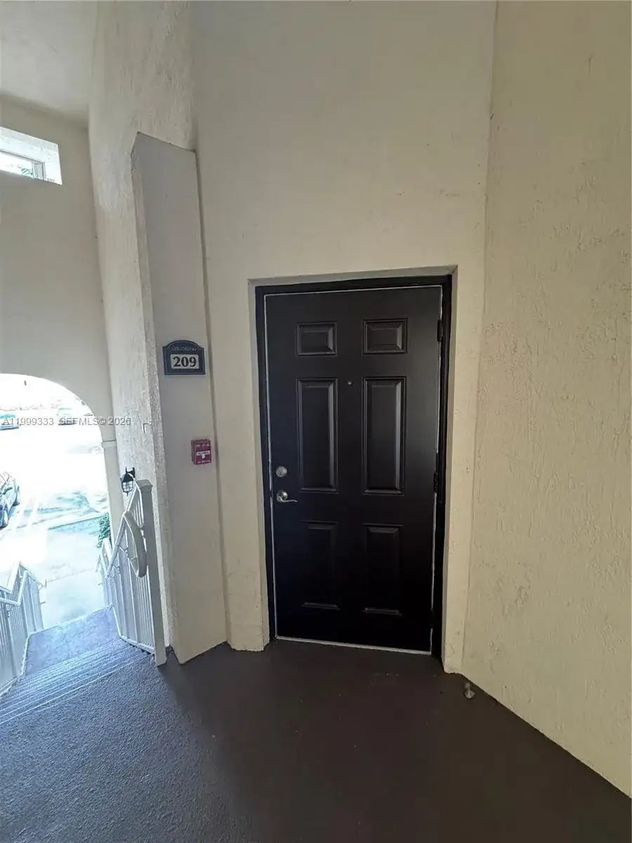 11601 NW 89th St # 209, Doral FL 33178 photo 3