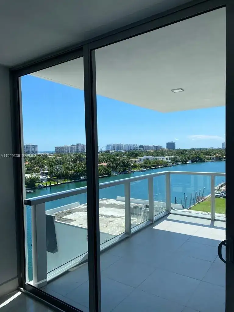 9521 E Bay Harbor Dr # 605, Bay Harbor Islands FL 33154 photo 2