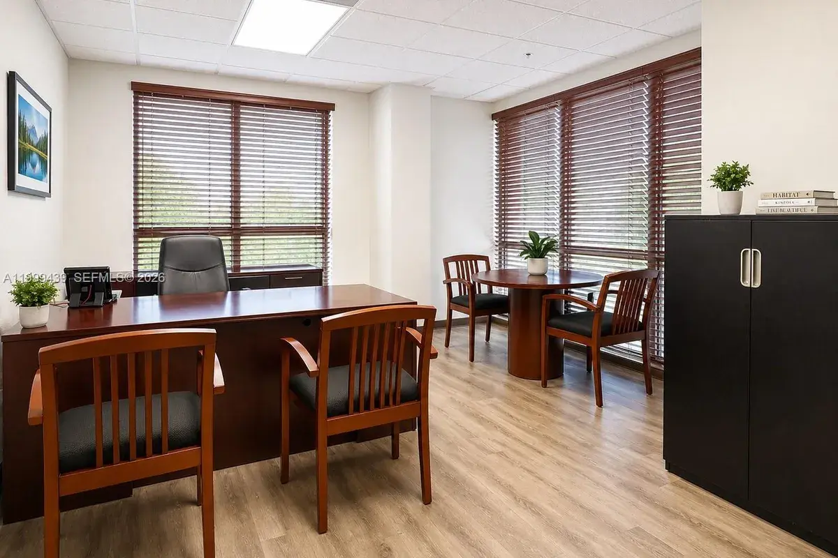 18501 Pines Blvd # 360, Pembroke Pines FL 33029