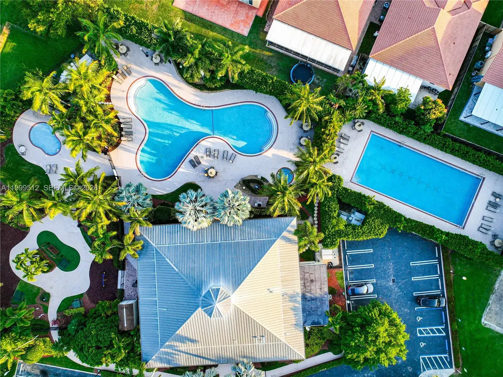 2215 Portofino Ave, Homestead FL 33033 photo 3
