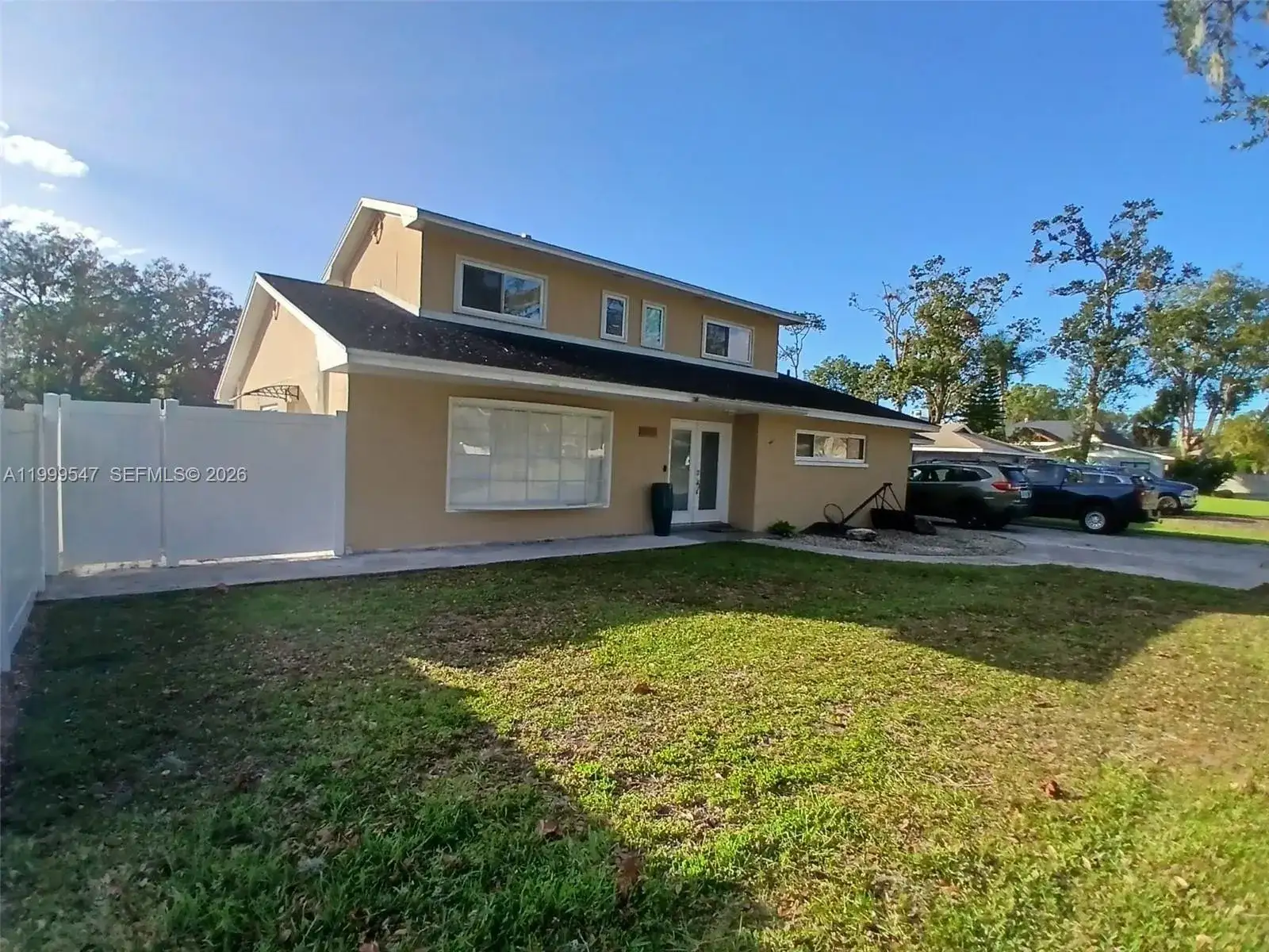 2211 NEW JERSEY RD, Lakeland FL 33803 photo 2