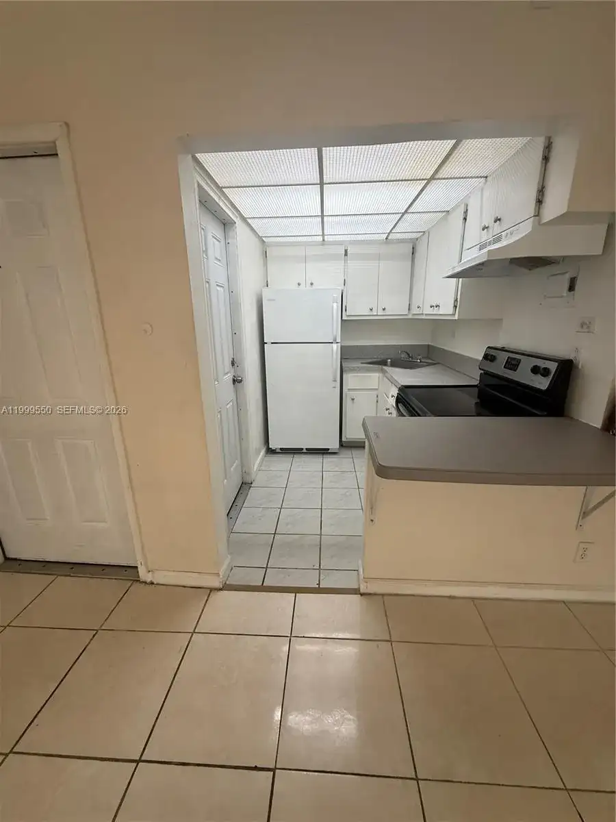 201 SE 6th Ave # 7, Pompano Beach FL 33060 photo 2
