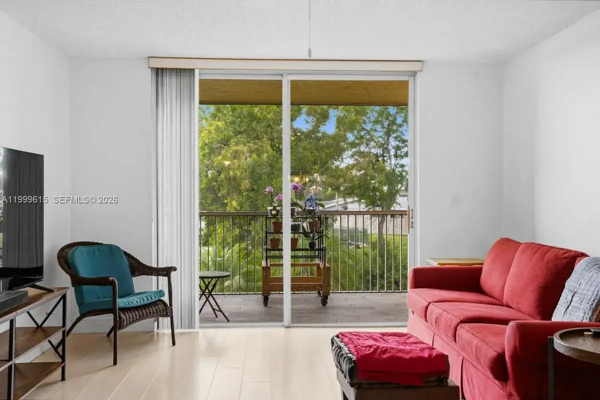 6870 Royal Palm Blvd # 209M, Margate FL 33063 photo 3