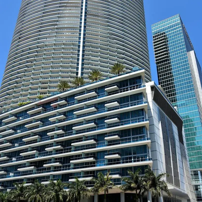 200 Biscayne Boulevard Way # 3911, Miami FL 33131