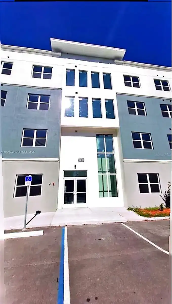 1230 southstation # 205, Orlando FL 32809 photo 2