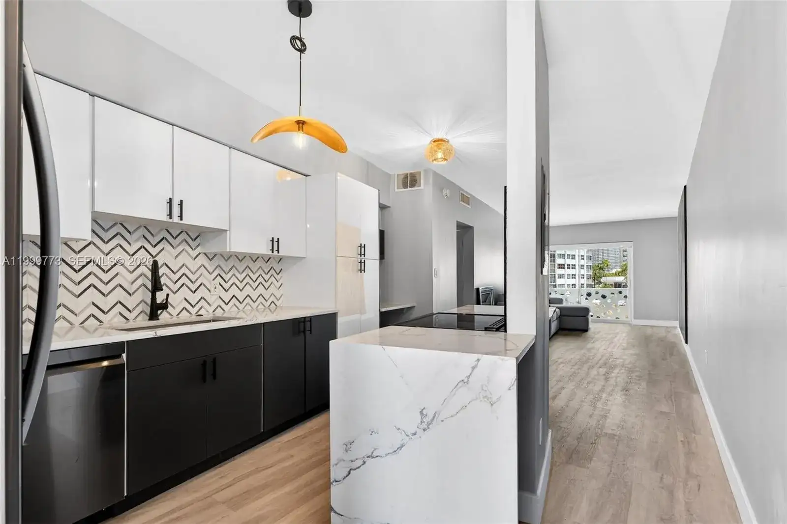 2500 Diana Dr # 216, Hallandale Beach FL 33009 photo 3