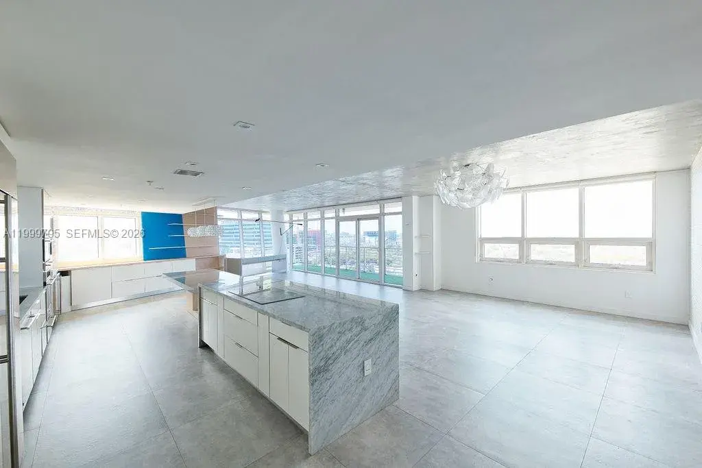3250 NE 1st Ave, Miami FL 33137