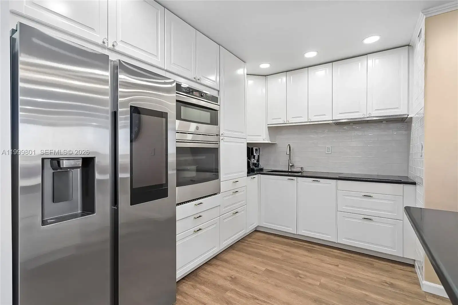 600 Three Islands Blvd # 604, Hallandale Beach FL 33009