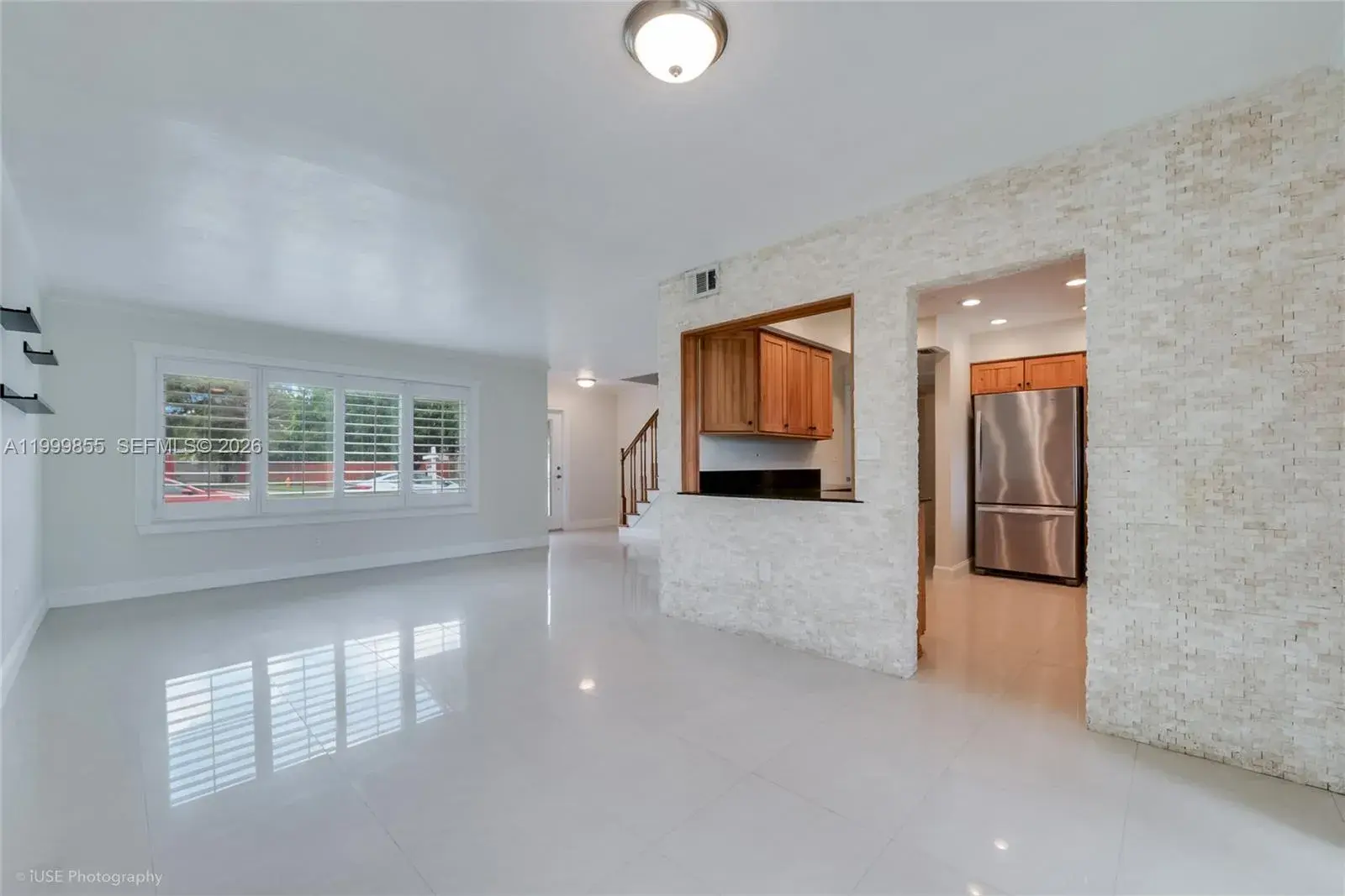 9975 SW 85th St, Miami FL 33173