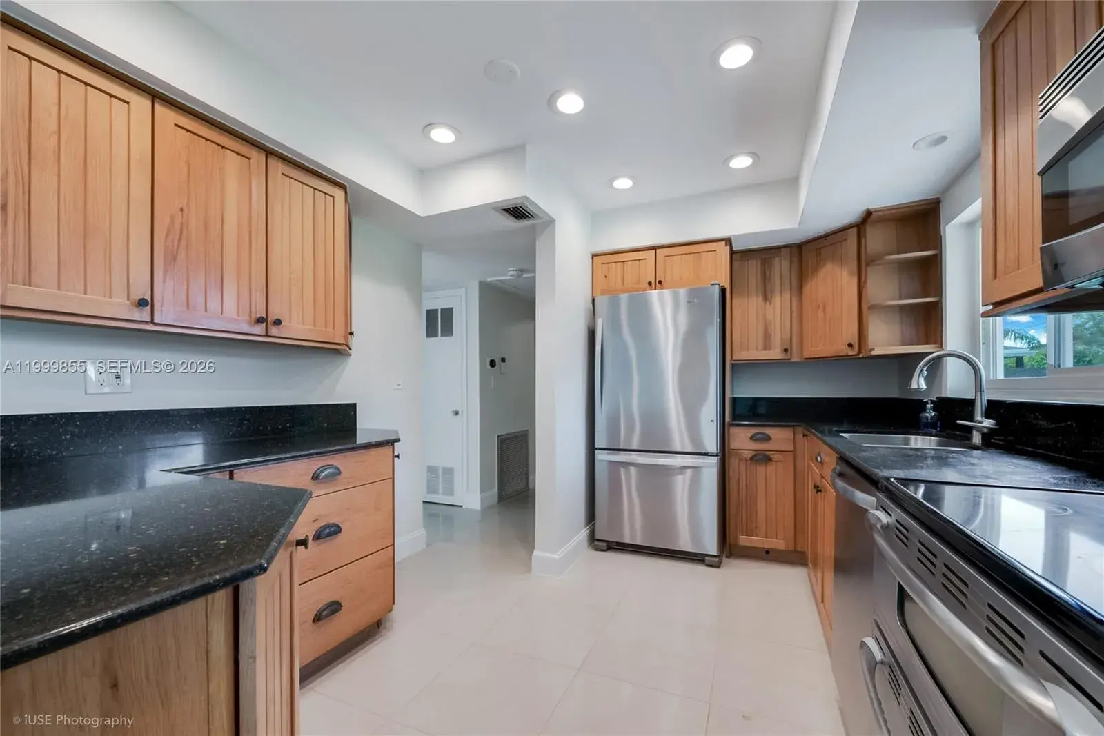 9975 SW 85th St, Miami FL 33173