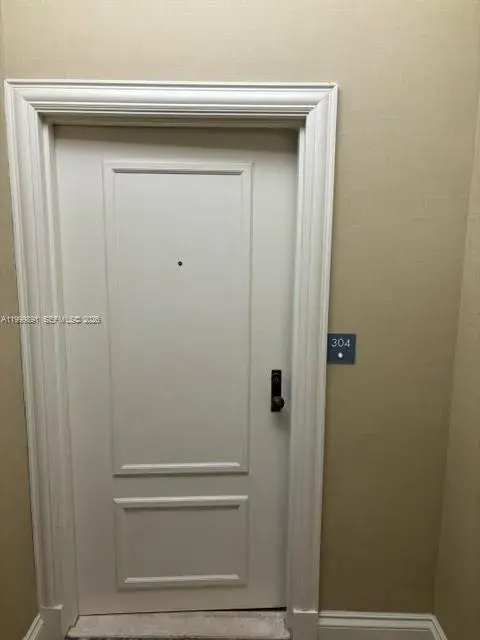 201 Crandon Blvd # 304, Key Biscayne FL 33149