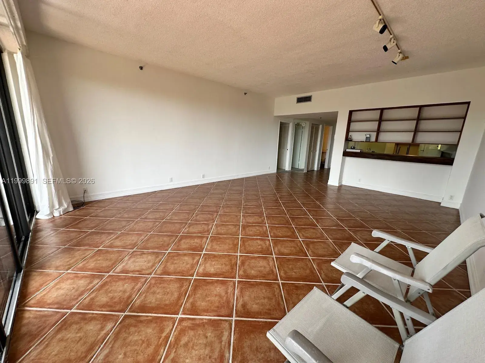 201 Crandon Blvd # 304, Key Biscayne FL 33149