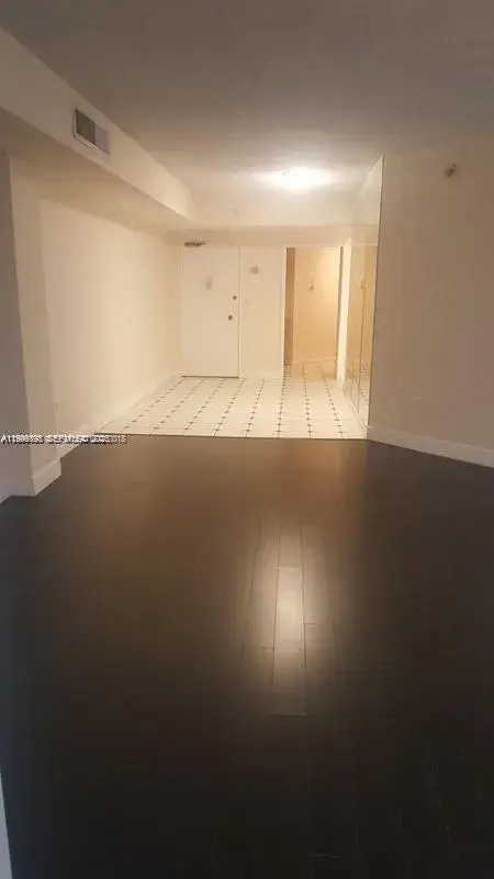 999 Brickell Bay Dr # 1408, Miami FL 33131 photo 5
