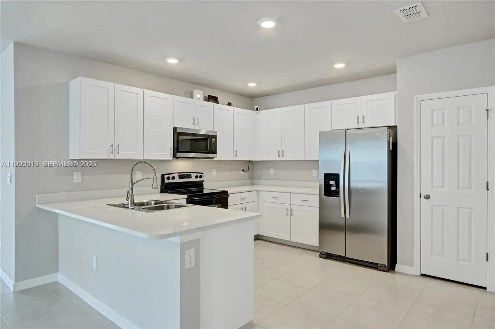 20462 Plumwood Loop, North Fort Myers FL 33917 photo 3