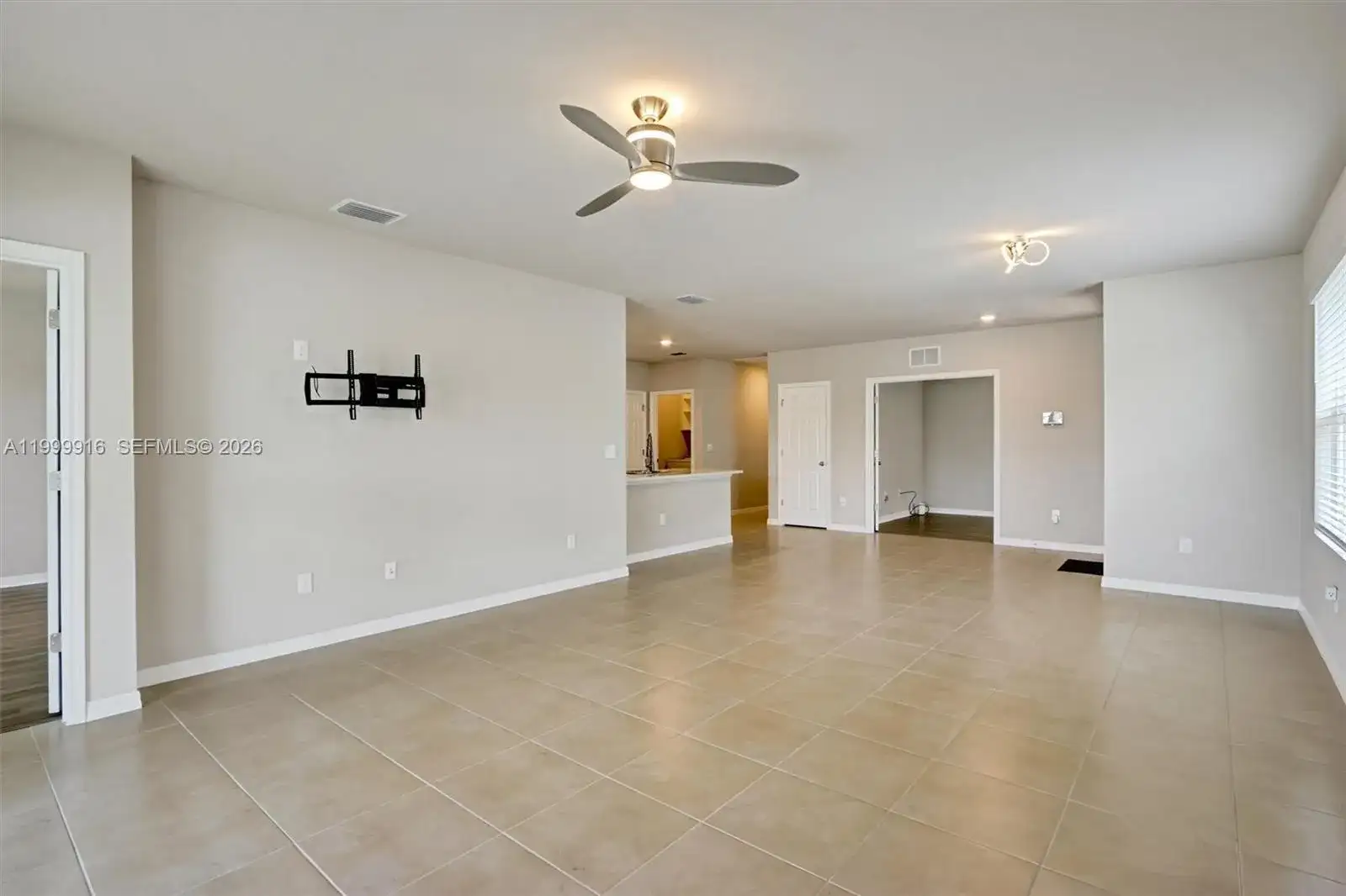 20462 Plumwood Loop, North Fort Myers FL 33917 photo 4