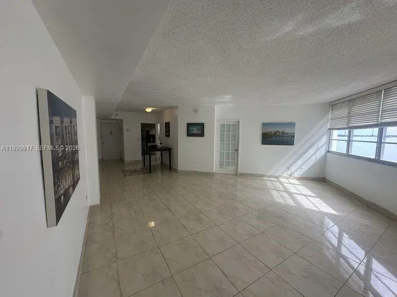 801 Brickell Bay Dr # 1971, Miami FL 33131 photo 4