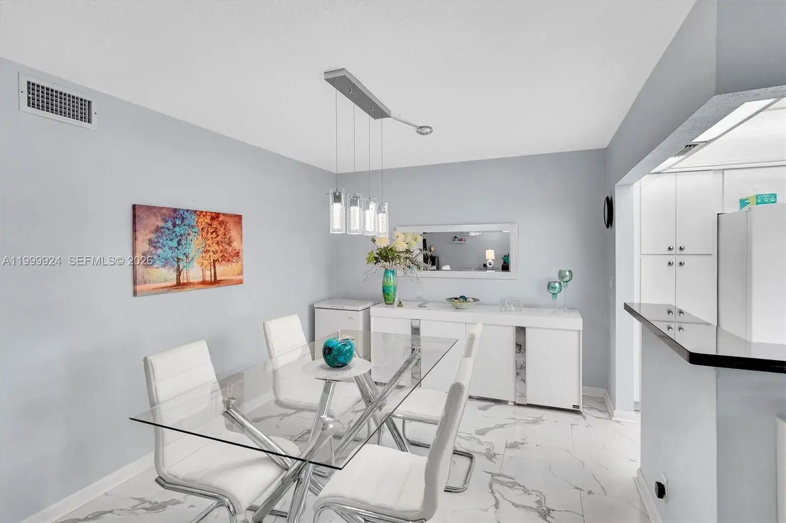 580 Egret Dr # 303, Hallandale Beach FL 33009 photo 5