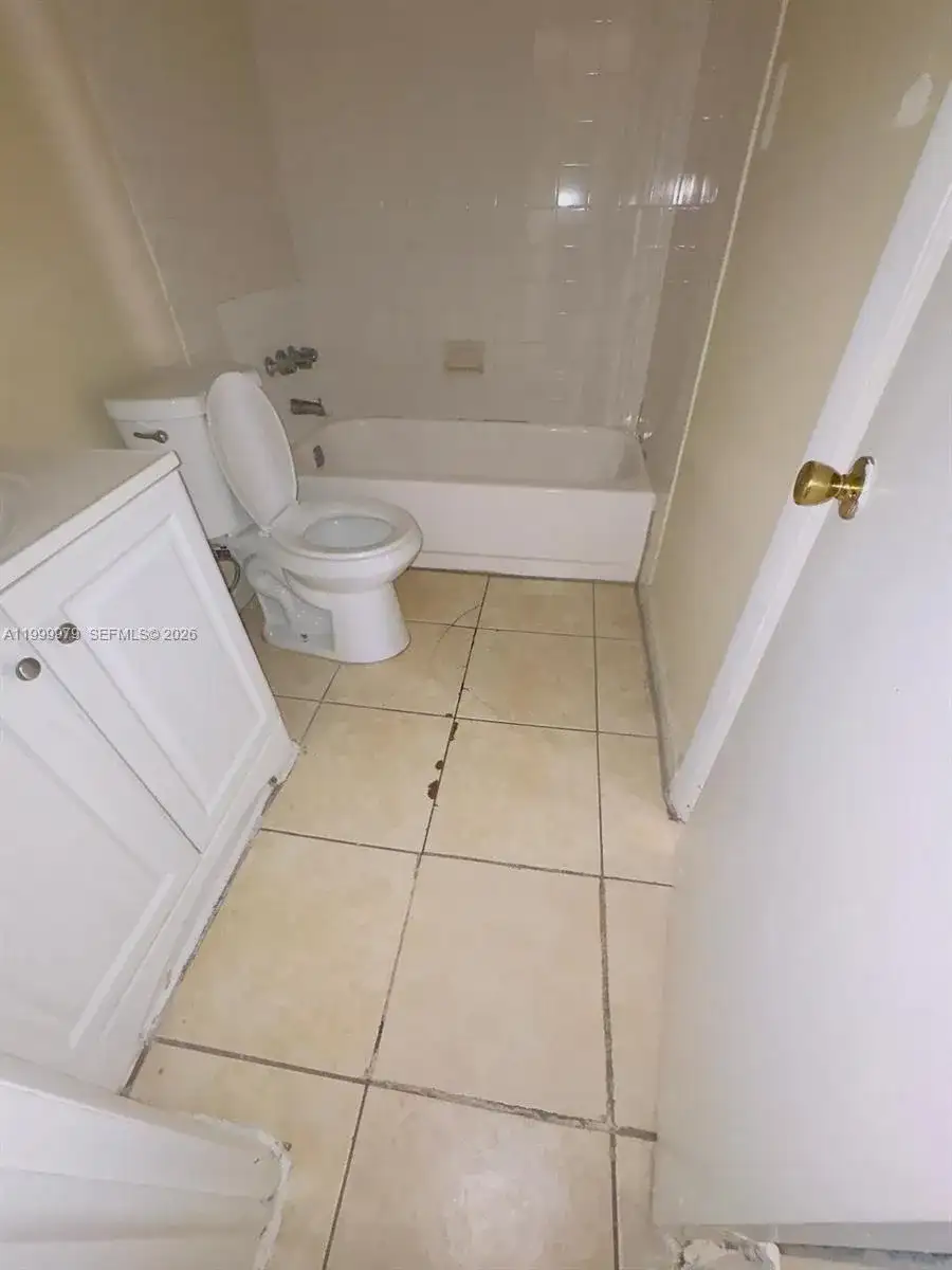 19841 SW 114th Ave # 310, Miami FL 33157 photo 5