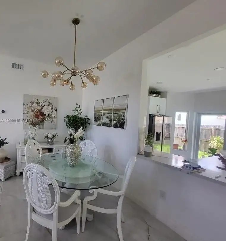 15359 SW 43rd Ln, Miami FL 33185 photo 4