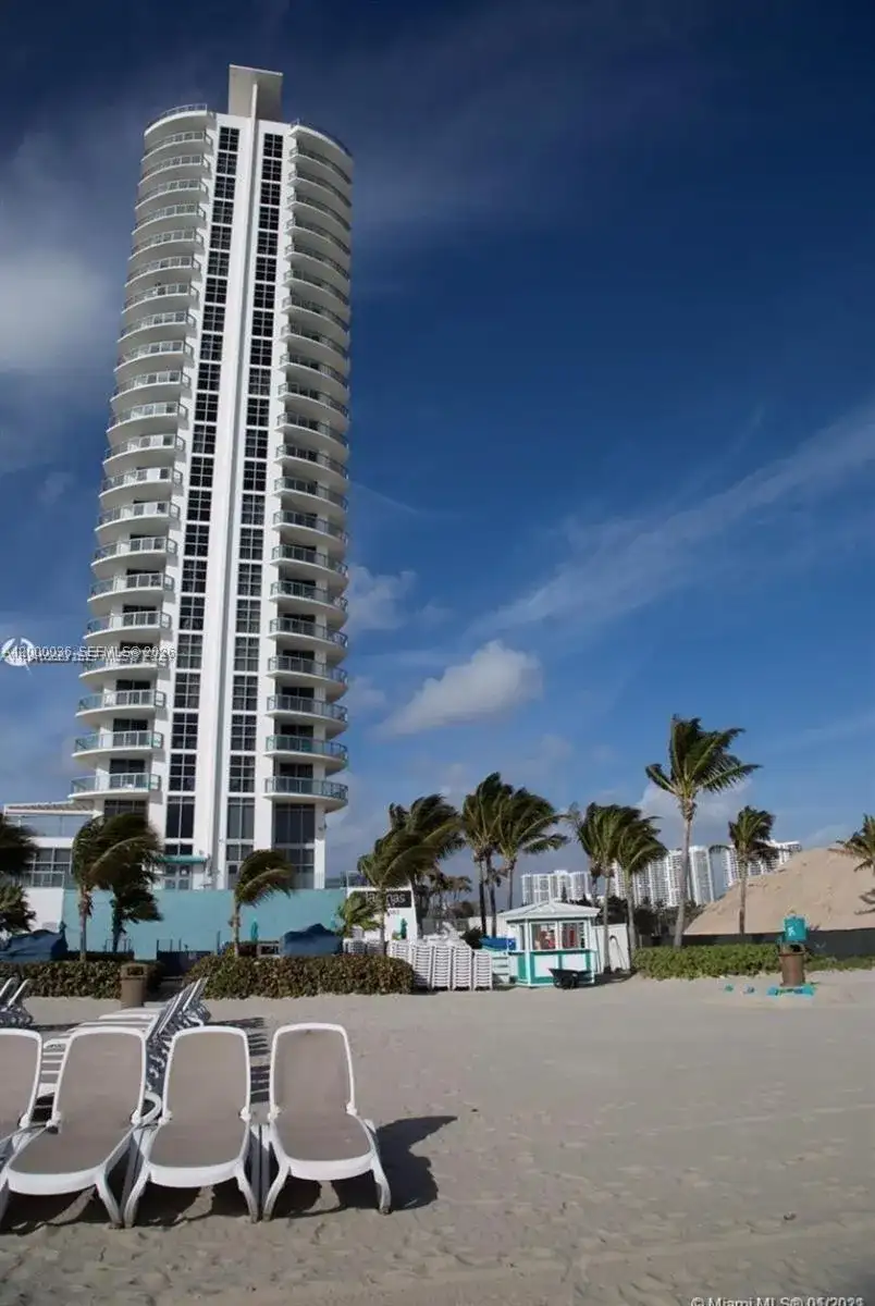 18683 Collins Ave # 508, Sunny Isles Beach FL 33160 photo 2