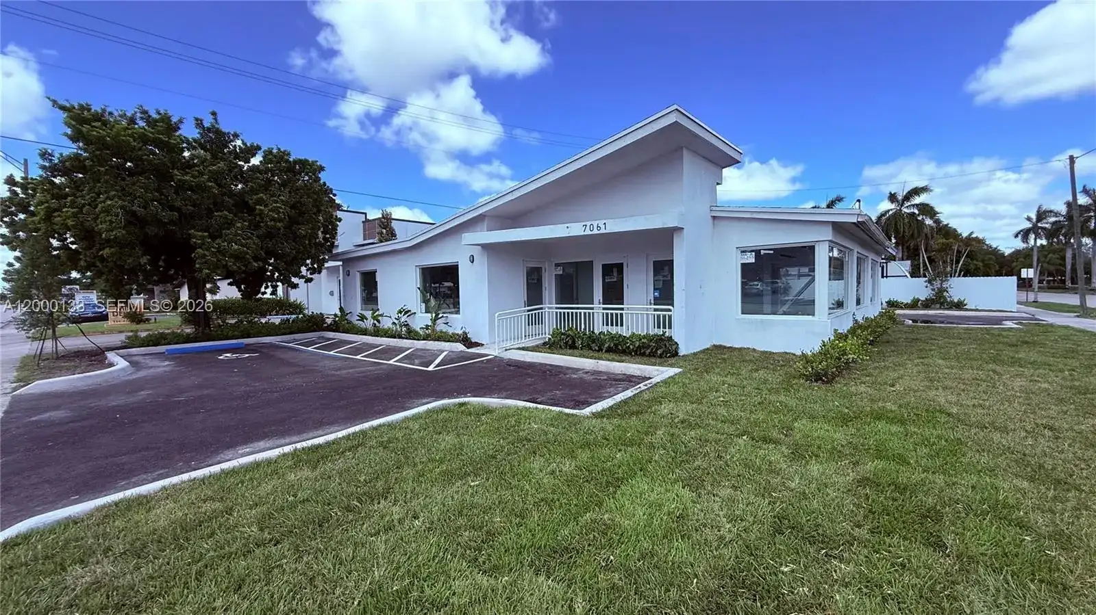 7061 Taft St # A, Hollywood FL 33024 photo 2