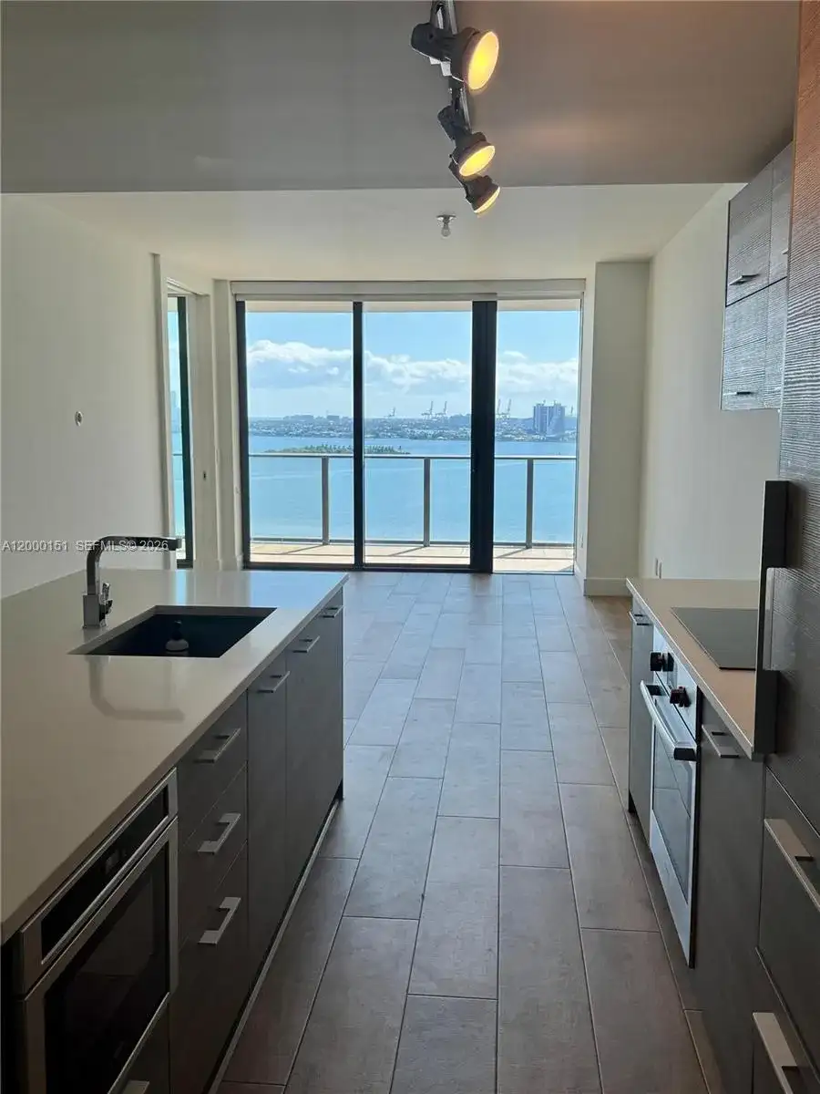 650 NE 32 street # 1805, Miami FL 33137 photo 4