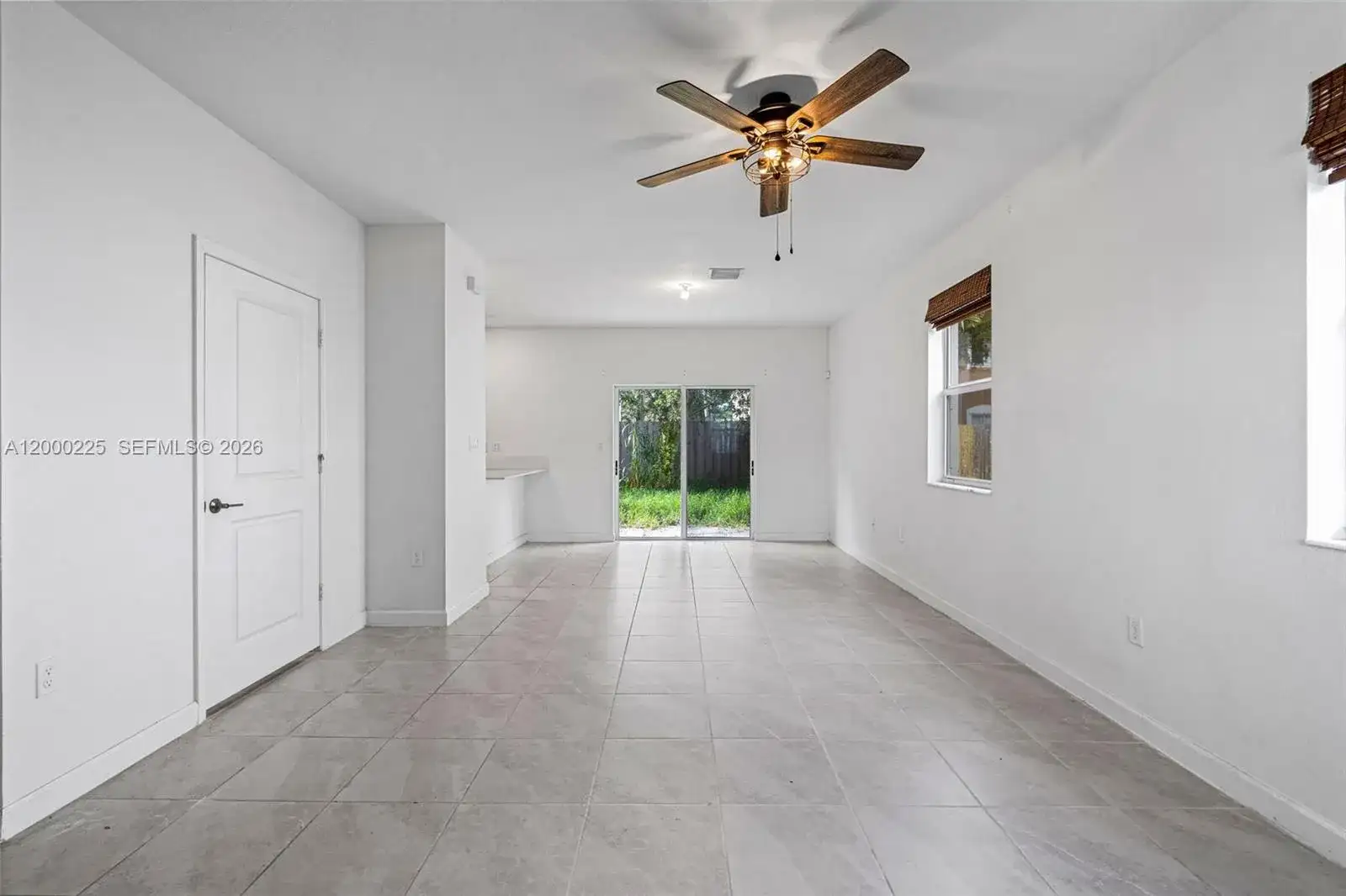 1100 SE 26 TER, Homestead FL 33035 photo 2