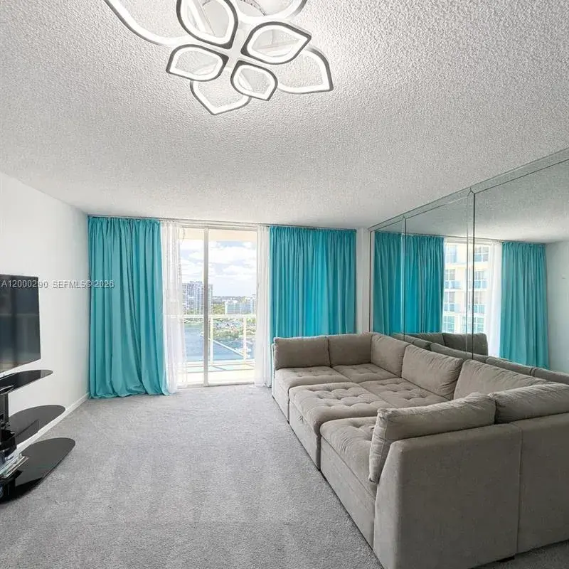 3800 S Ocean Dr # 1623, Hollywood FL 33019