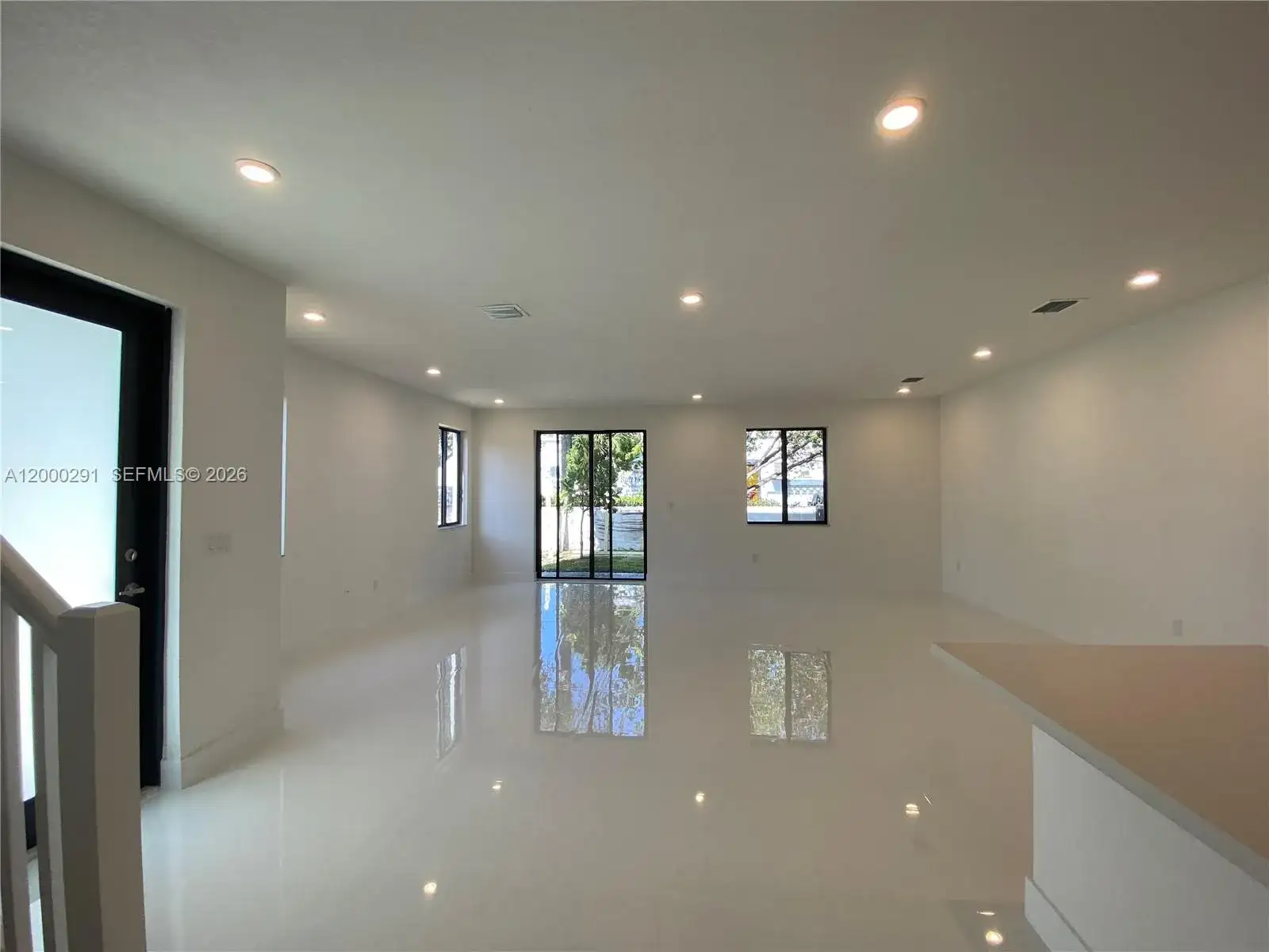 2434 SW 145th Pl, Miami FL 33175 photo 2