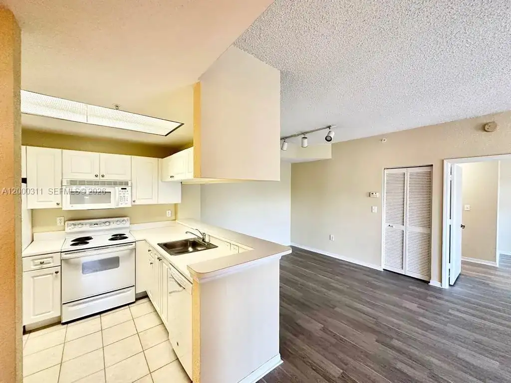 2812 Grande Pkwy # 302, Palm Beach Gardens FL 33410 photo 4