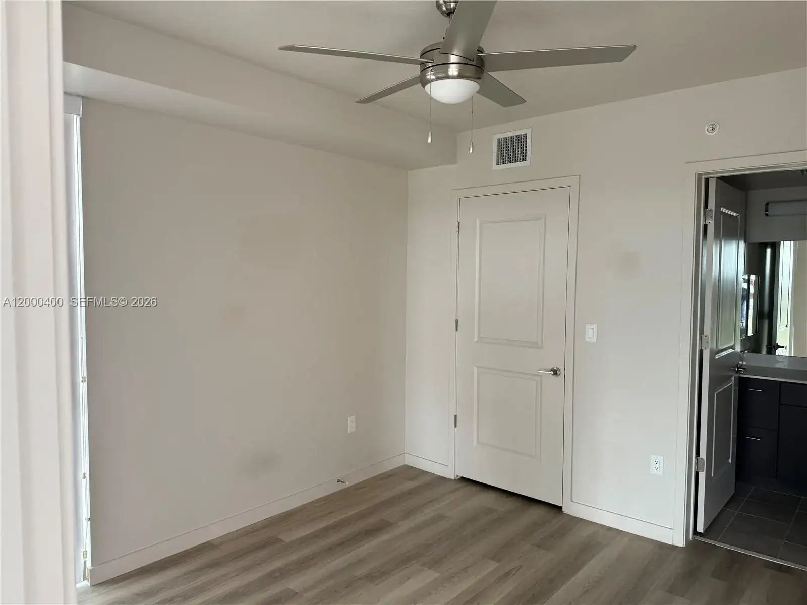 437 SW 4th Avenue # 816, Fort Lauderdale FL 33315 photo 4