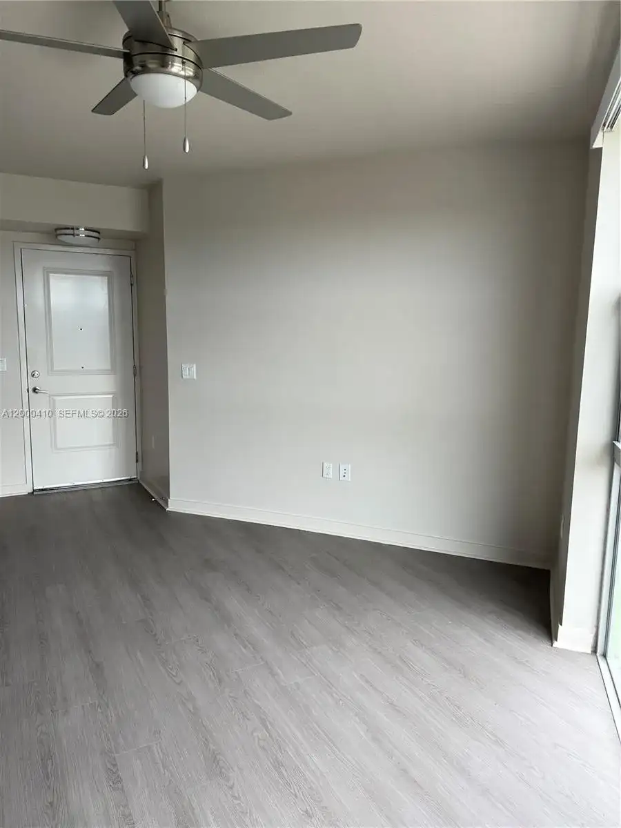 437 SW 4th Avenue # 708, Fort Lauderdale FL 33315 photo 4