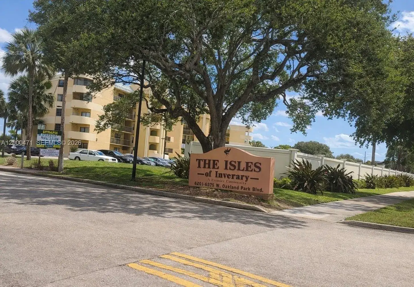 6475 W Oakland Park Blvd # 308, Lauderhill FL 33313