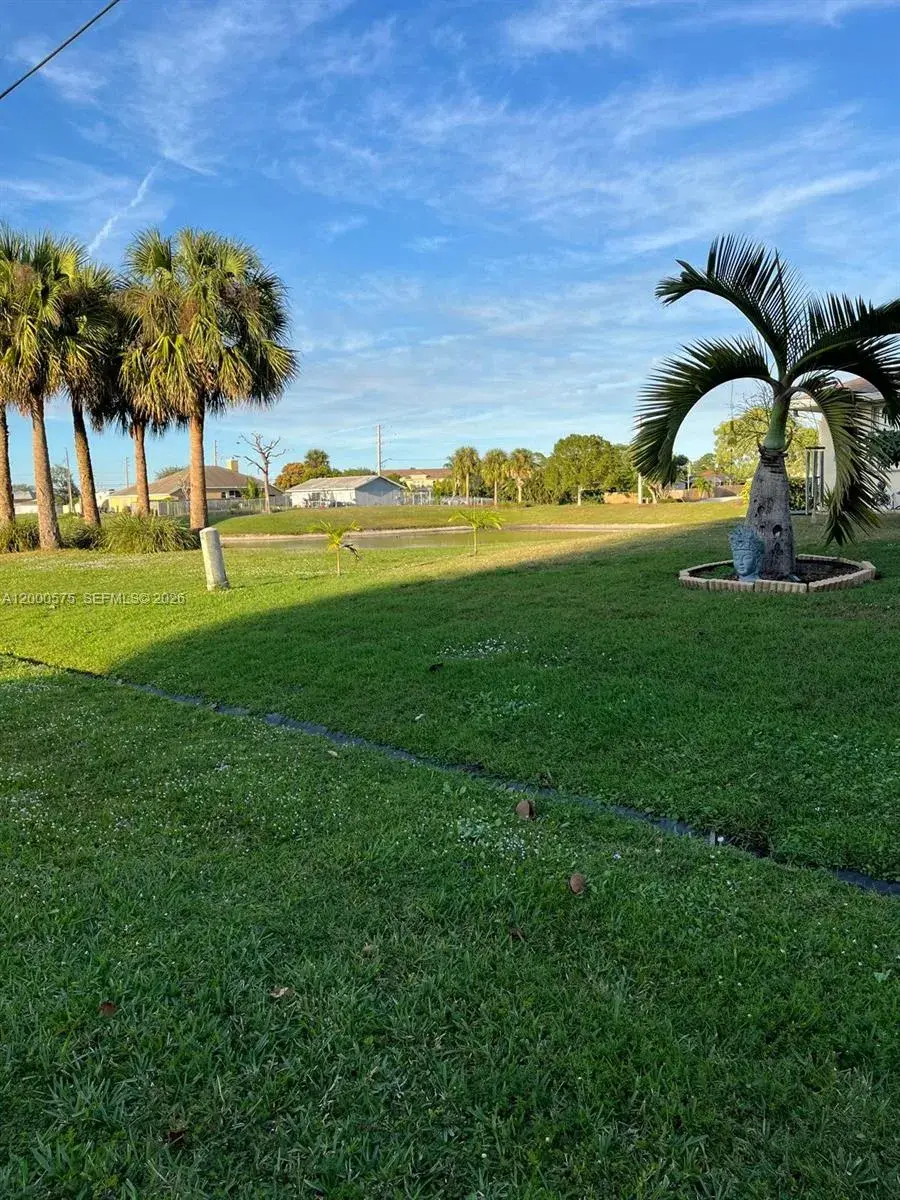 1637 SW Taurus Ln, Port St. Lucie FL 34984