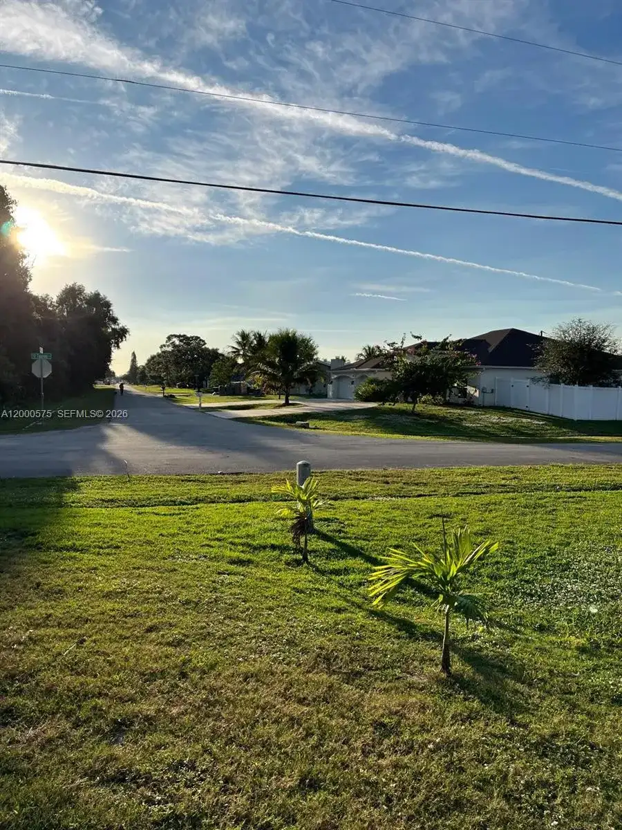 1637 SW Taurus Ln, Port St. Lucie FL 34984 photo 5