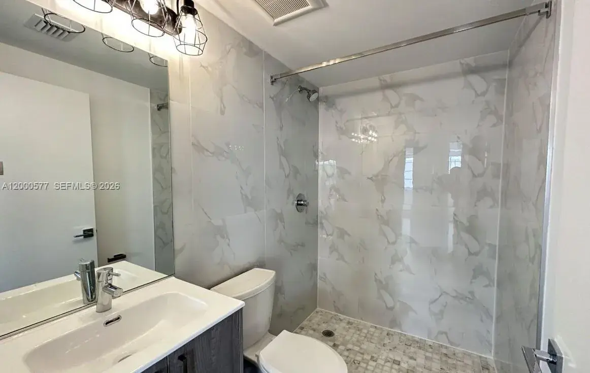 1570 Euclid Ave # 06, Miami Beach FL 33139 photo 4