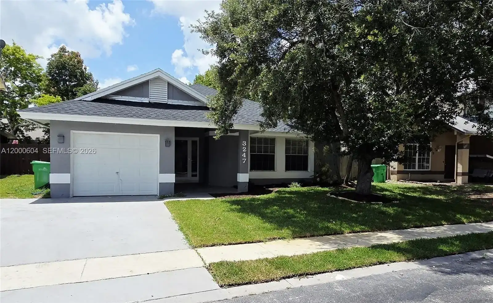 3247 NW 123rd Ave, Sunrise FL 33323