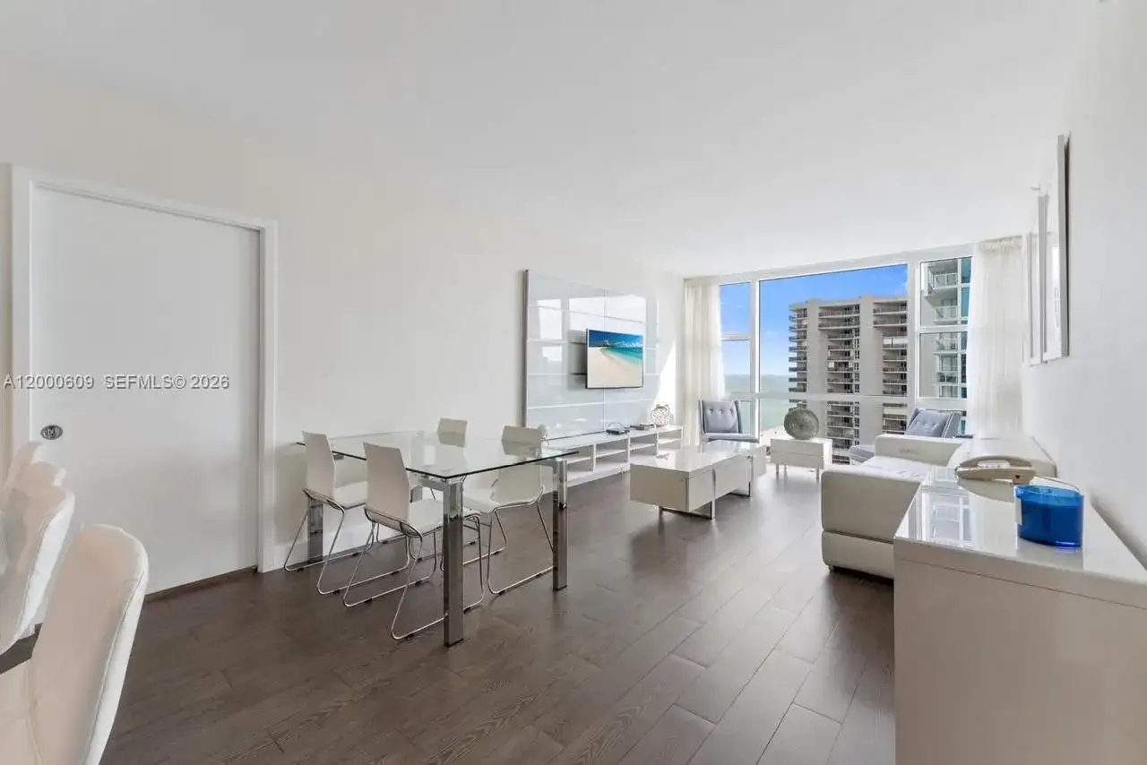 6801 Collins Ave, Miami Beach FL 33141 photo 3