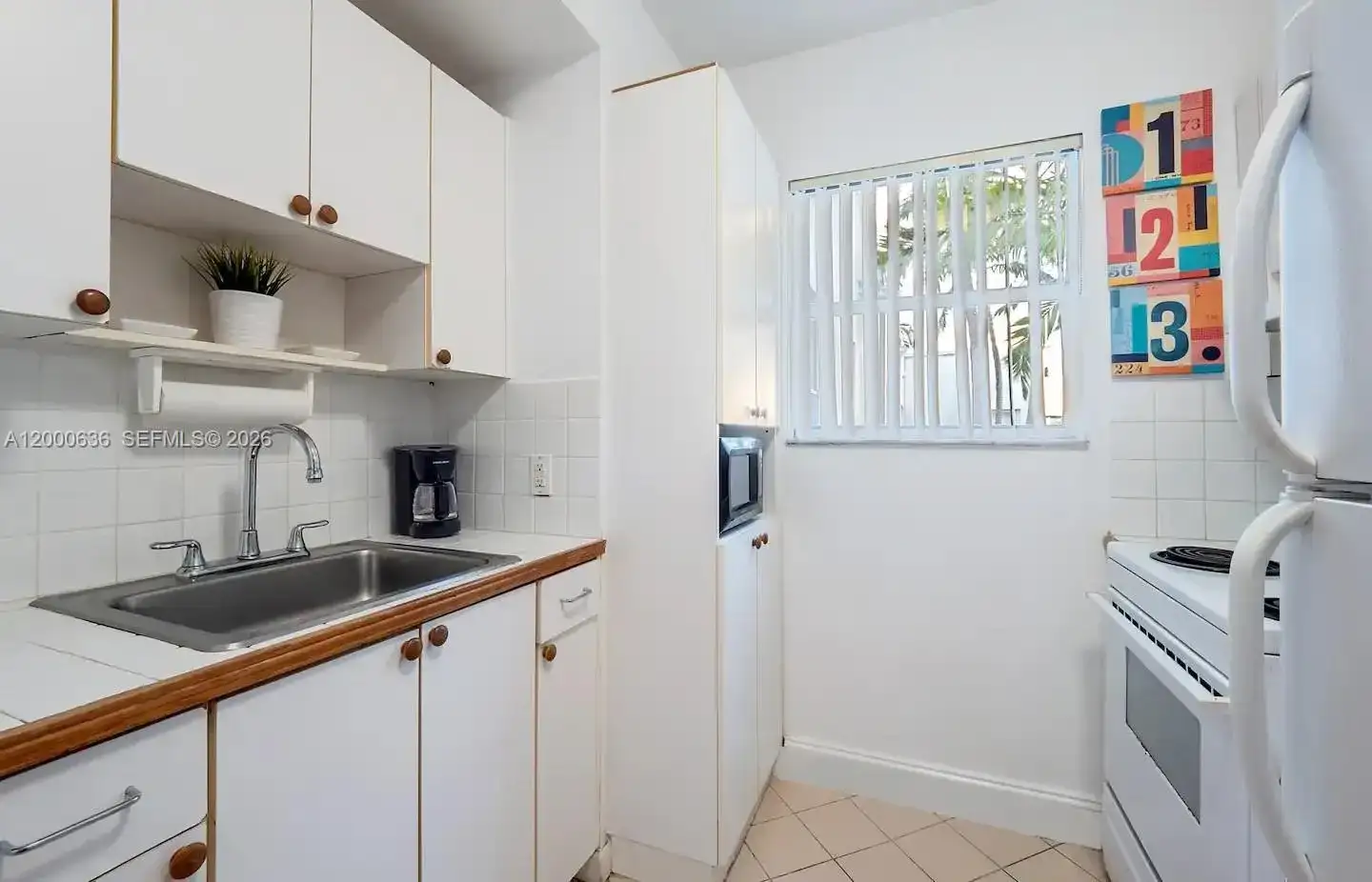 2615 Collins Ave # 37, Miami Beach FL 33140 photo 4