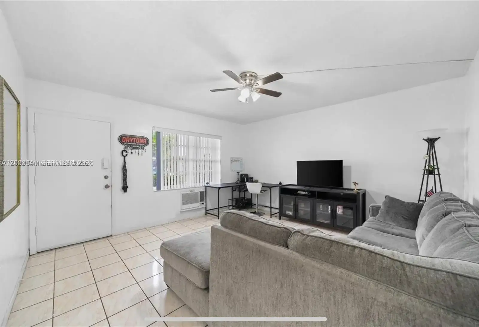 16900 NE 14 # 109, Miami FL 33162 photo 3