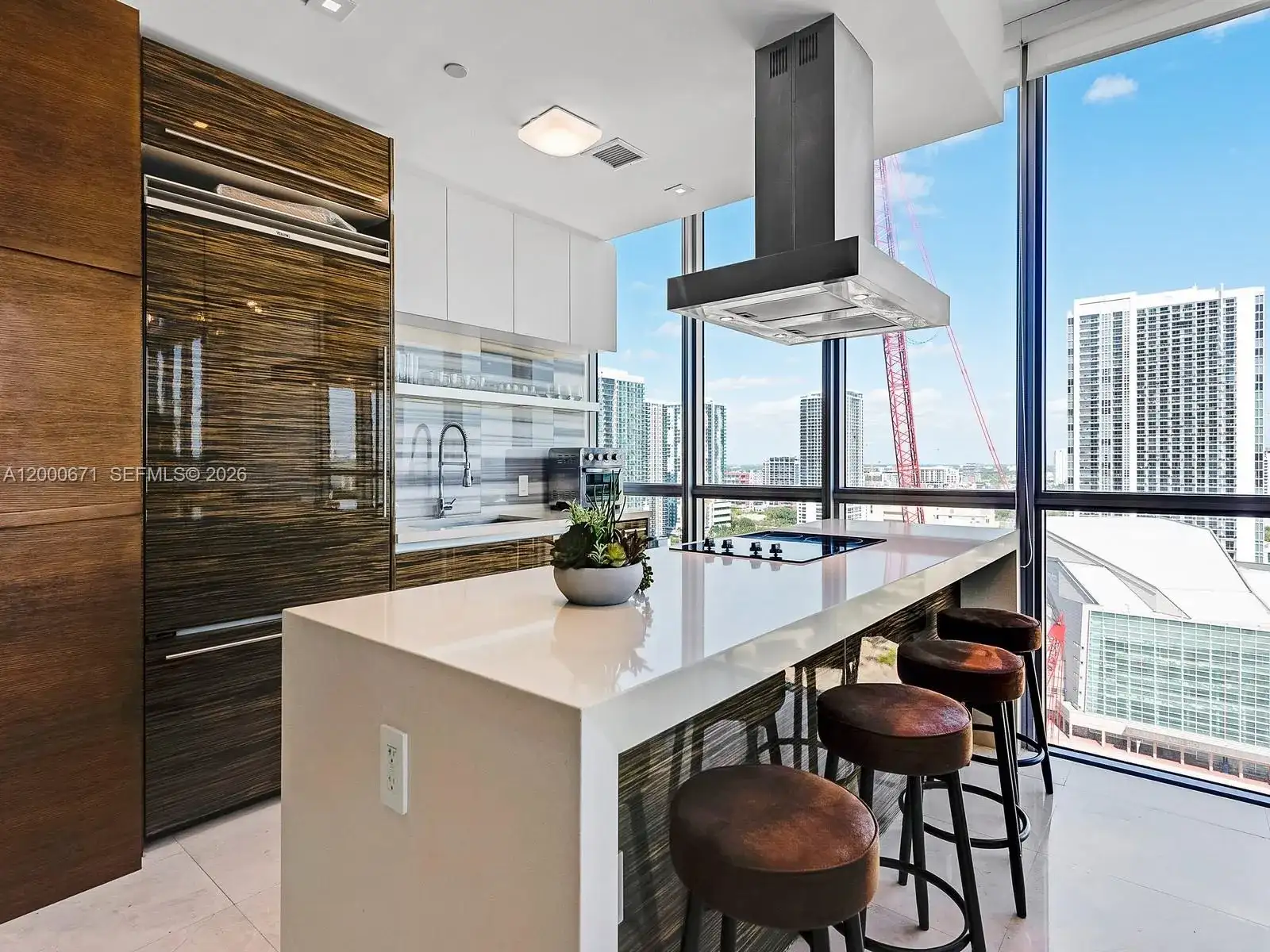 1100 Biscayne Blvd # 2105, Miami FL 33132 photo 3