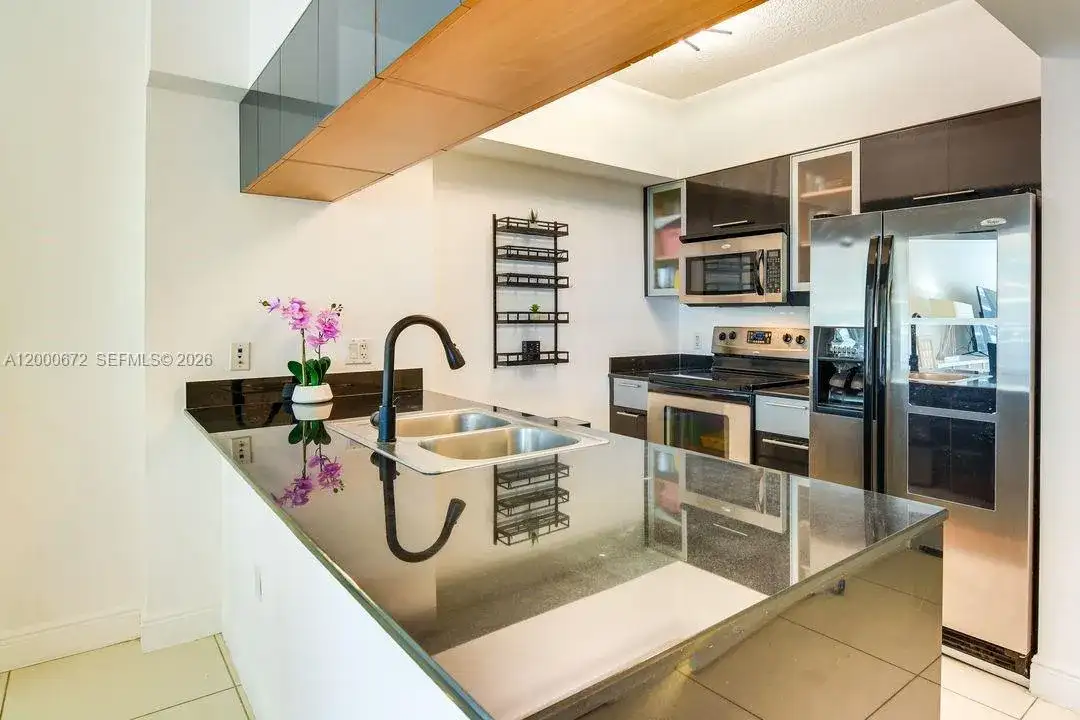 1750 N Bayshore Dr # 1909, Miami FL 33132 photo 3