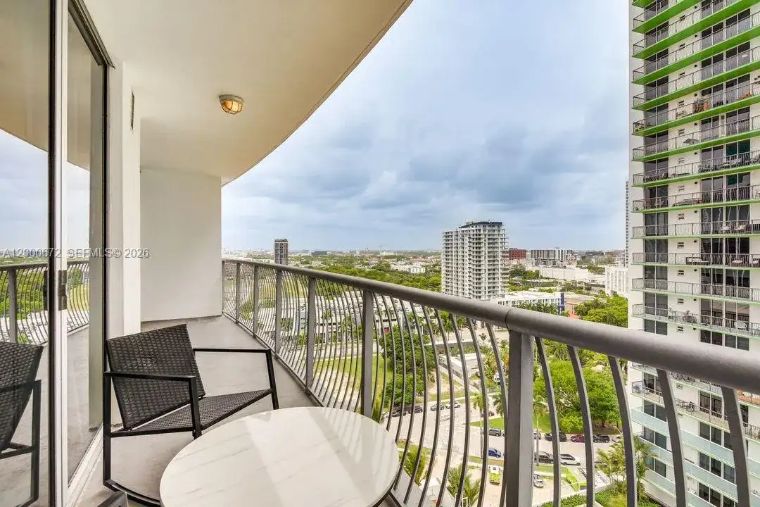 1750 N Bayshore Dr # 1909, Miami FL 33132 photo 4