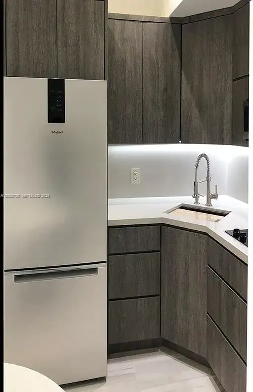 1915 Brickell Ave, Miami FL 33129 photo 5